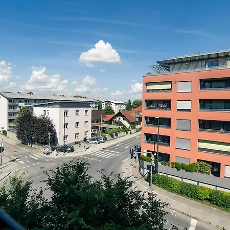 The Elegant Retreat *